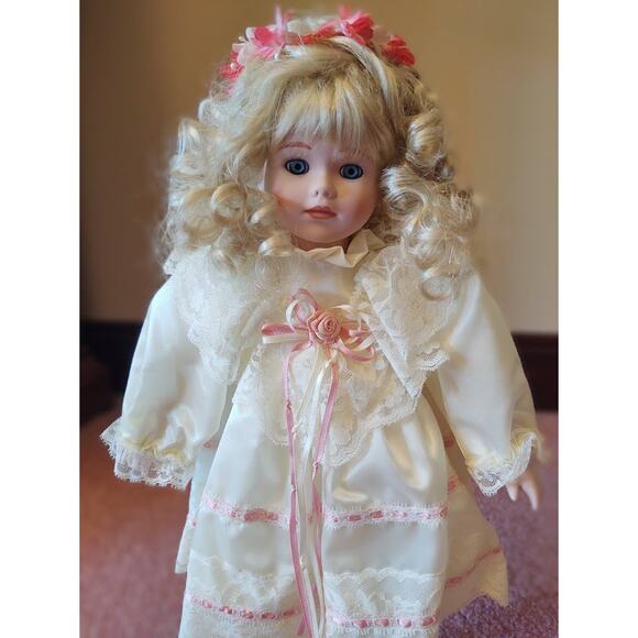 Playing Bride, Hamilton Collection by Maud Humphrey Bogart, Vintage - Picture 3 of 9